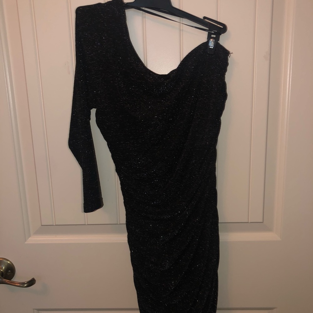 Forever 21 Black One Shoulder Dress